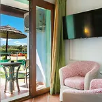 Szálloda Stefania Boutique By The Olbia