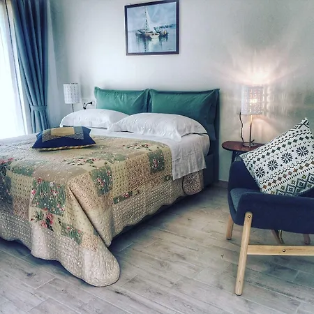 Hotel Stefania Boutique By The