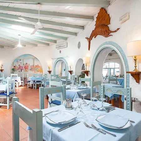 Stefania Boutique By The 4* Olbia