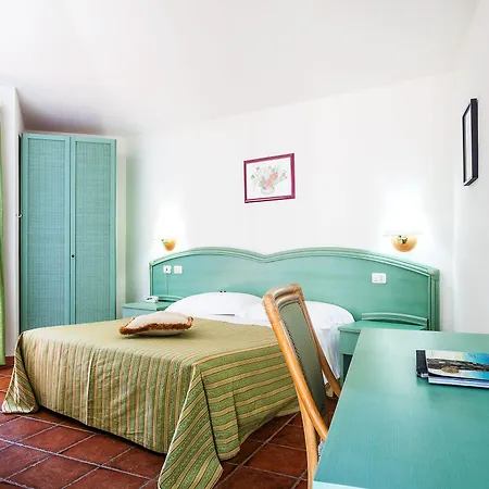 Stefania Boutique By The Hotel 4*