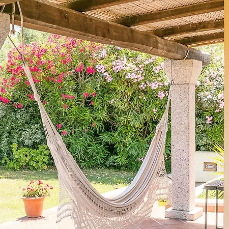 ホテル ステファニア ブティック バイ ザ ビーチ オルビア