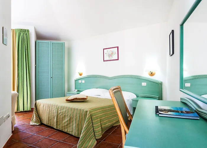 Stefania Boutique By The Hotel 4*